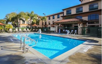 Hampton & 3* Camarillo